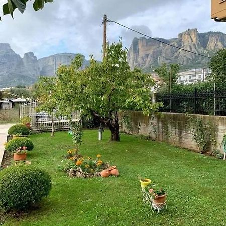 Apartamento Meteora view garden Kalambaka Exterior foto